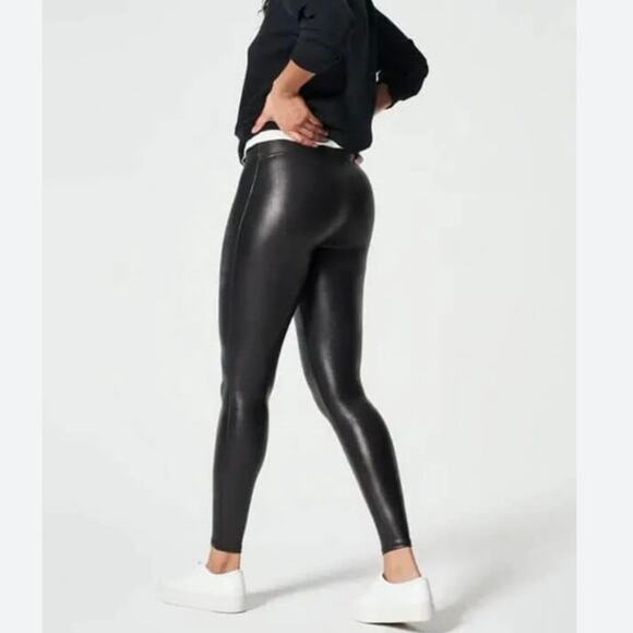 Spanx Faux Leather High Rise Compression Leggings Size Large - Picture 1 of 7
